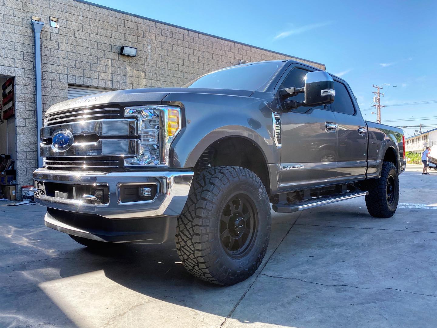 Carli Signature Leveling Kit 2.5” / 3.5" Lift, 2017-22 Ford F250/F350